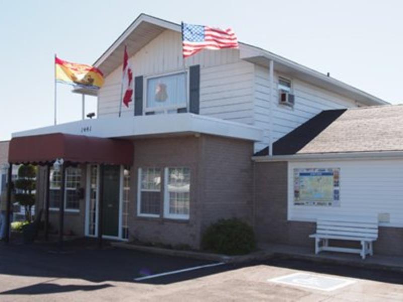 Econo Lodge Inn & Suites Saint John Exterior photo